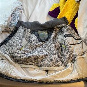 Men's Ski & Snowboard Jacket - Light Gray Interior